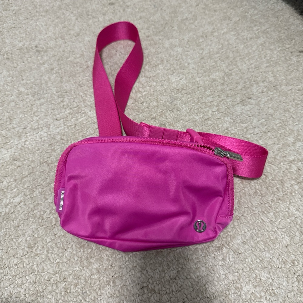 Pink Lululemon bag